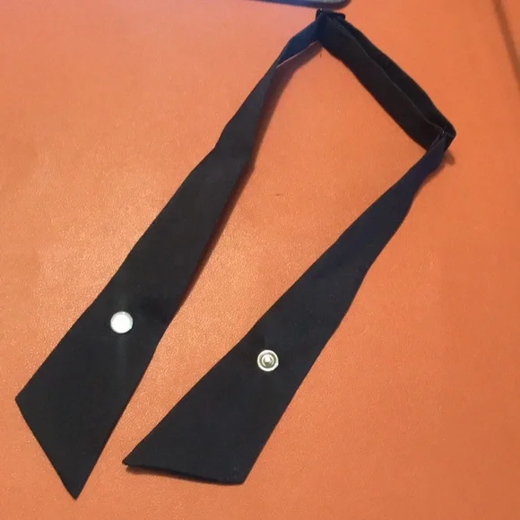 Adjustable Black Cross Bow tie - Picture 9 of 12